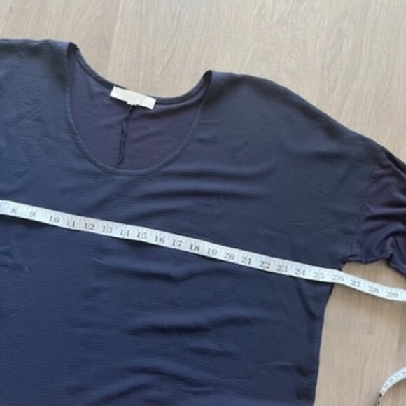 LOFT Navy Drop Sleeve (bracelet length) with Front Detailing and Breathable Back - Picture 3 of 9